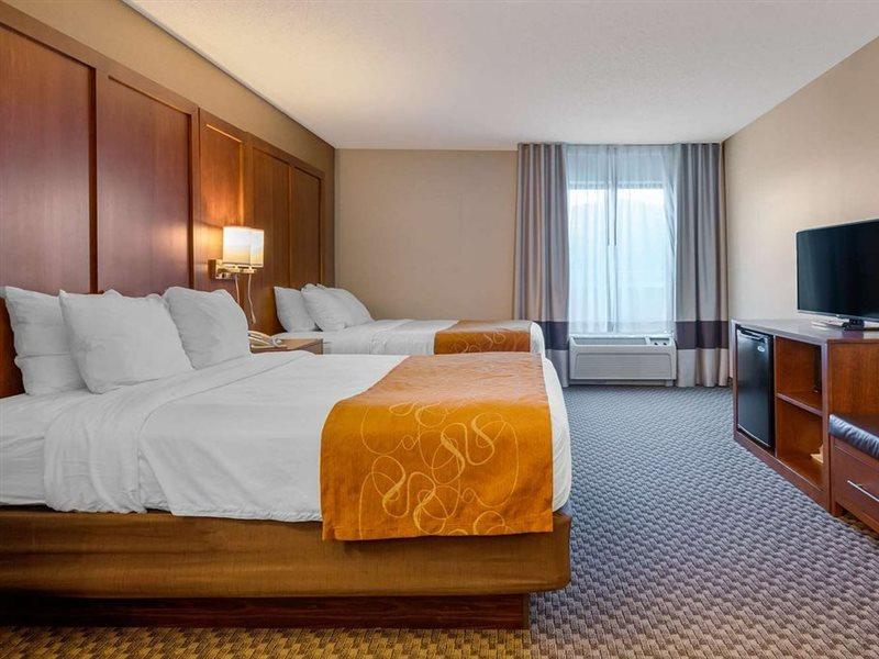 Comfort Suites South Haven Near I-96 Kültér fotó