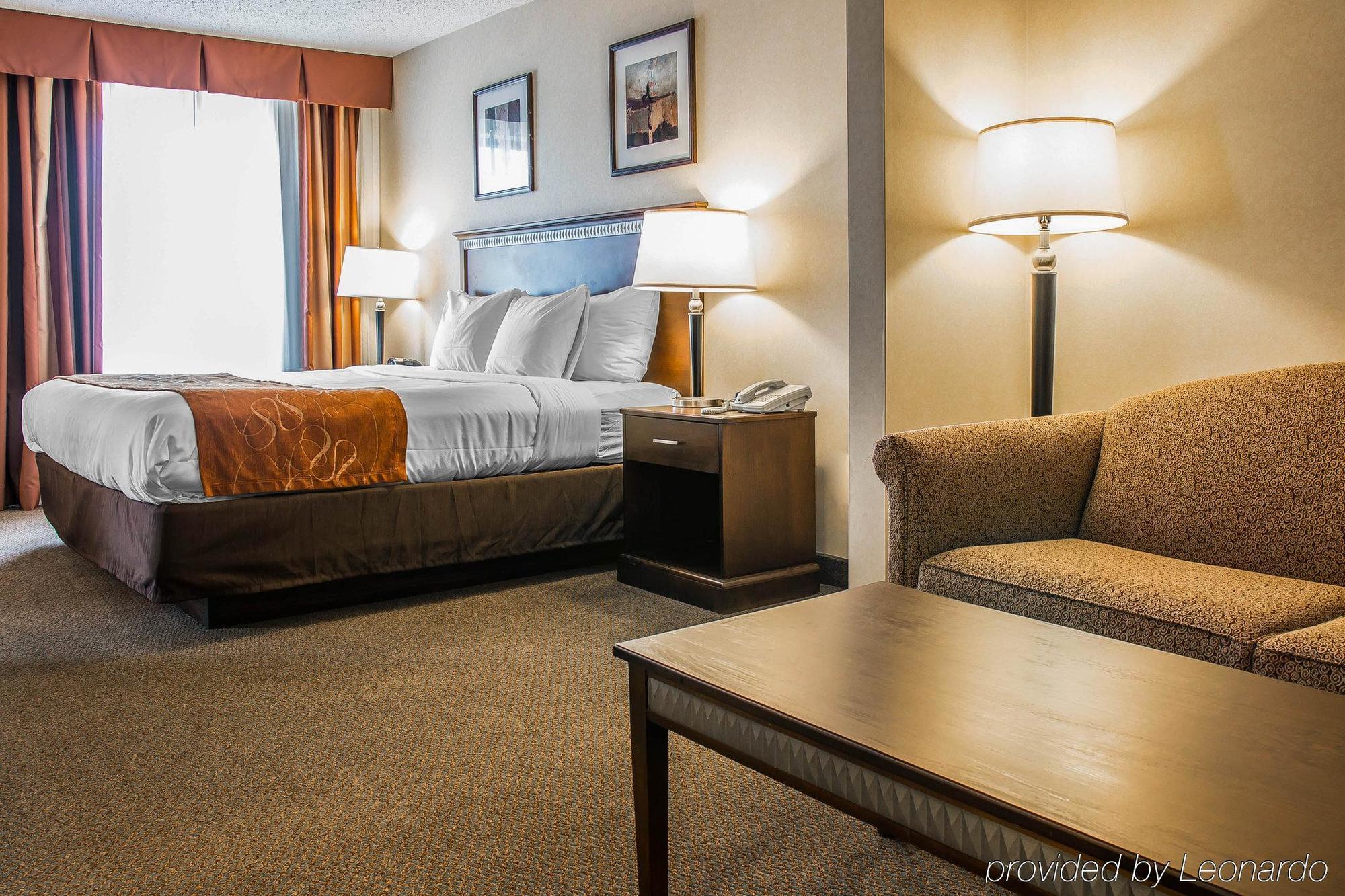 Comfort Suites South Haven Near I-96 Kültér fotó