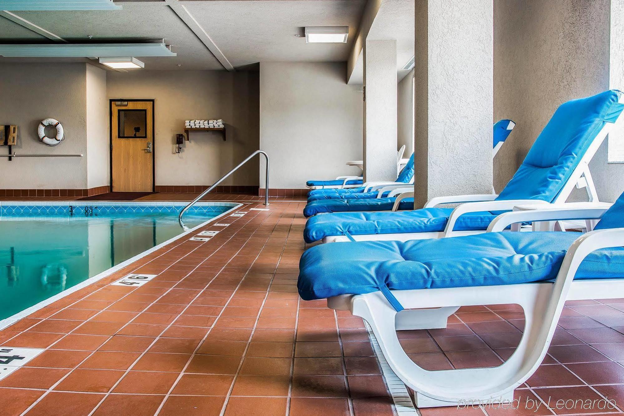 Comfort Suites South Haven Near I-96 Kültér fotó